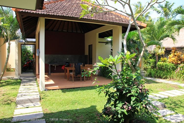 villa 2 bedroom with pool on 600m2 leasehold sale