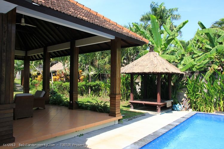 villa 2 bedroom with pool on 600m2 leasehold sale