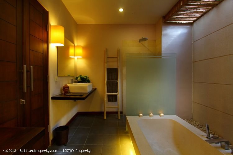 New leasehold 2 bedroom affordable villa home