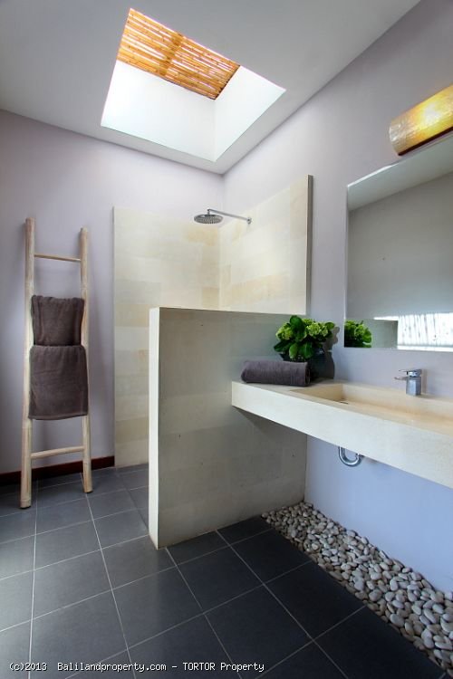New leasehold 2 bedroom affordable villa home