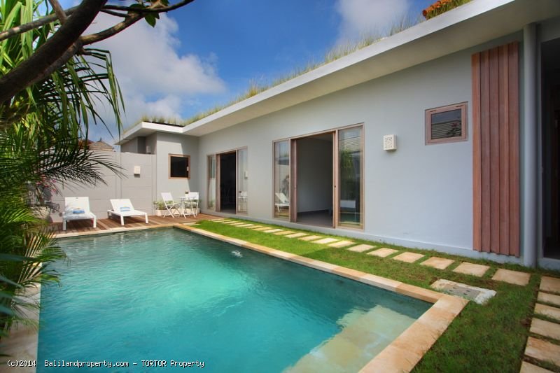 Tropical 3 bedroom furnished home with long leasehold - $230,000