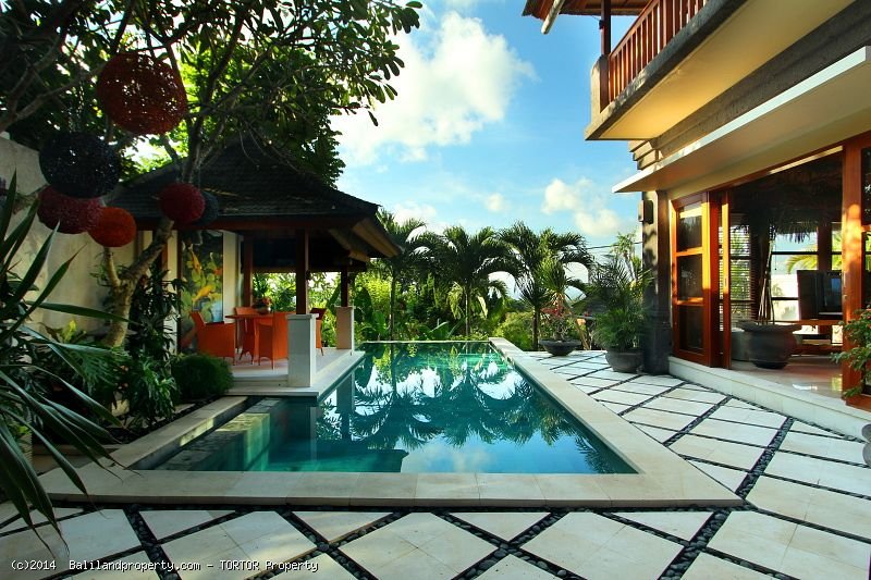 Country villa on 3 floors 4 bedrooms stunning views